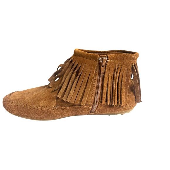 Minnetonka Women’s Suede Fringe Moccasin Boots Brown Size 7/7.5 - Picture 2 of 10